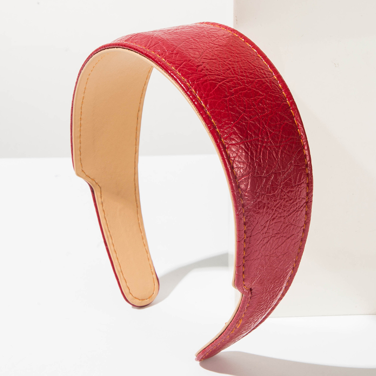 Elegant Korean Style Leather H - Leatherwork Rings 评论和价格
