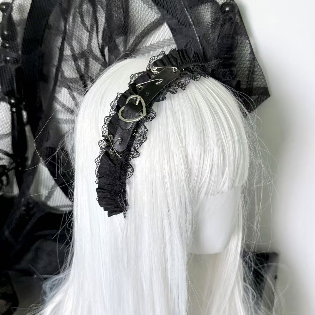 Punk Lace Love Buckle Leather  - Leatherwork Rings 评论和价格